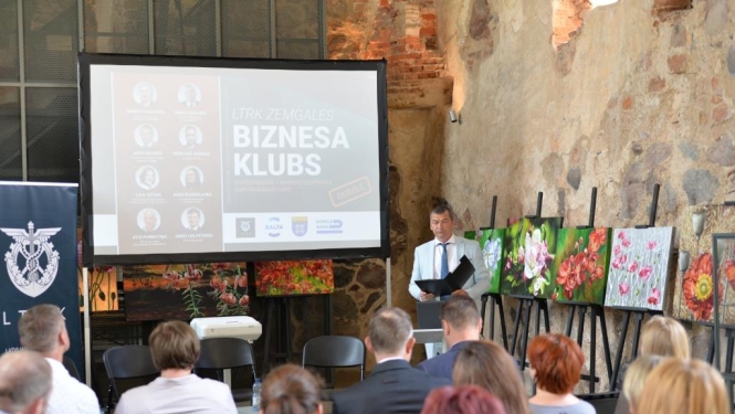 biznesa klubs attēls 