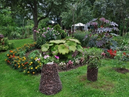 Skaidrītes un Haralda Baužu dārzs "Lejniekos"