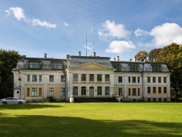 Lielauces pils un parks