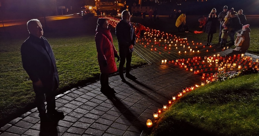 Latvijas brīvības cīnītāju piemiņas godināšana Lāčplēša dienā