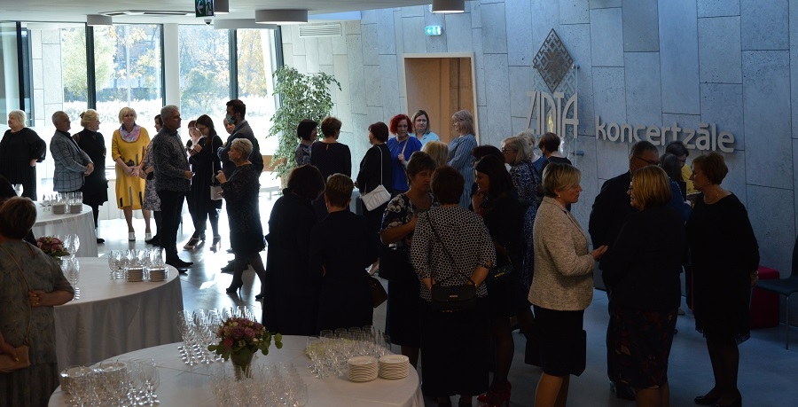 Skolotāju dienas pasākums Dobelē