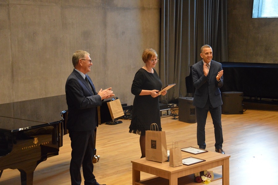 Skolotāju dienas pasākums Dobelē