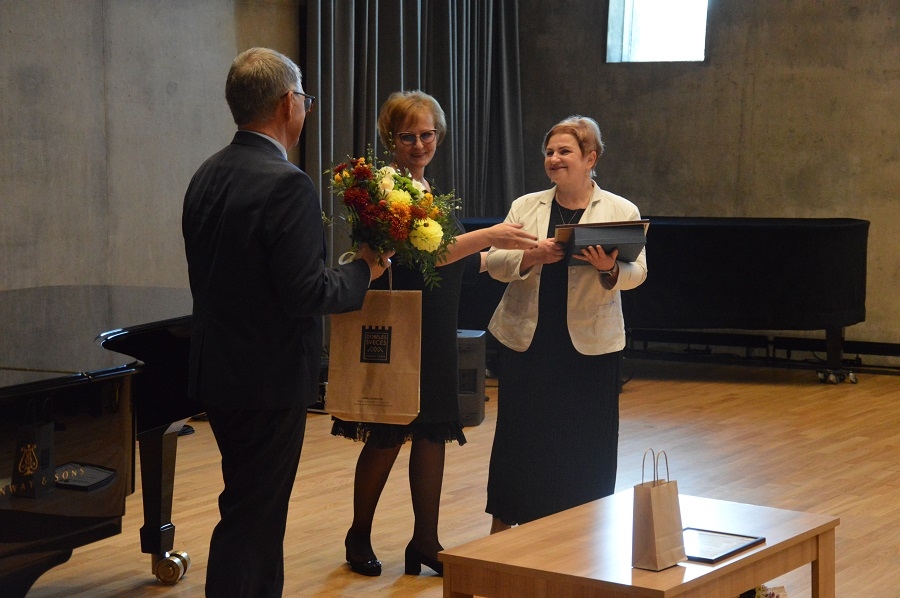 Skolotāju dienas pasākums Dobelē