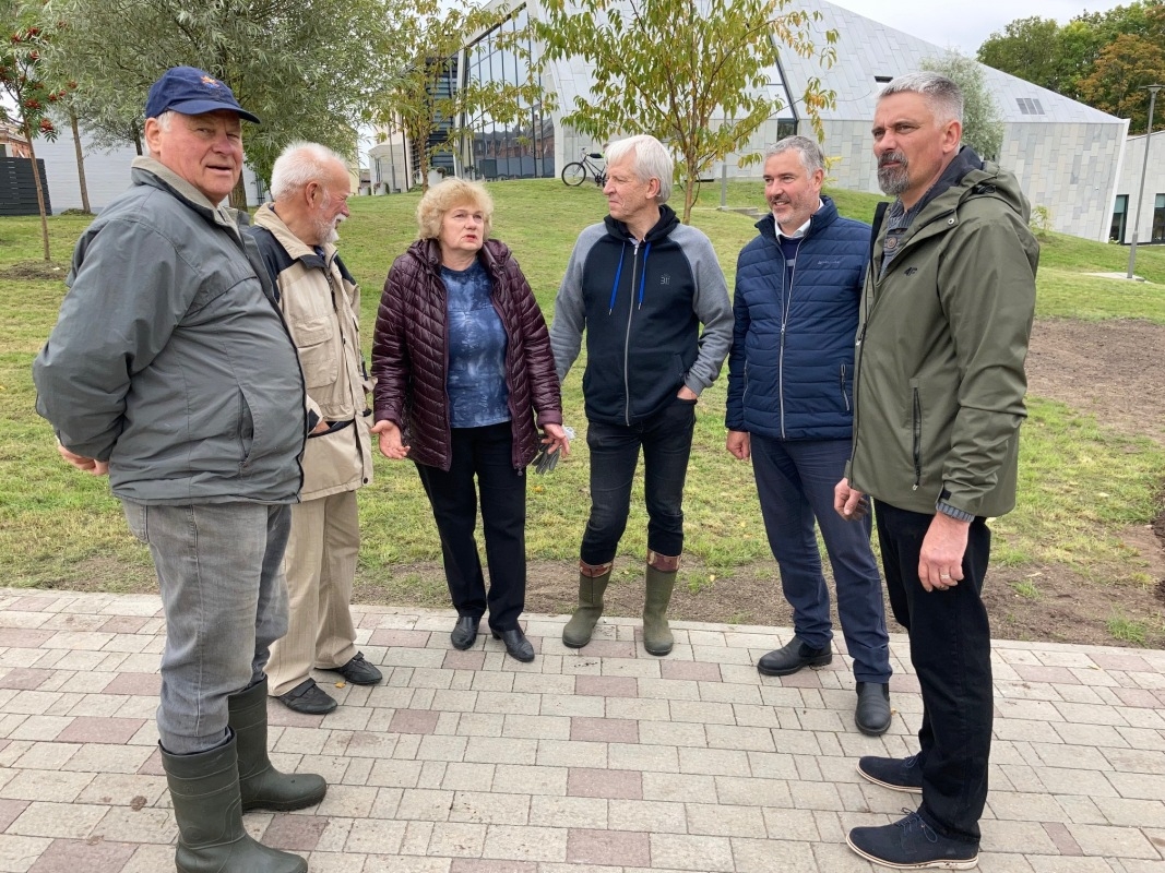 Bērzes upes krastā