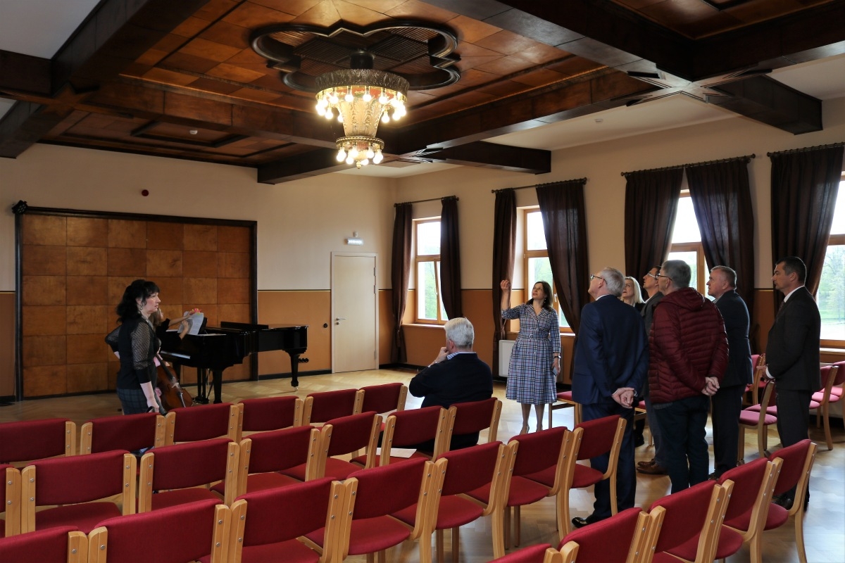 Zemgales Attīstības padome atkal tiekas klātienē un aizvada saspringtu darbdienu