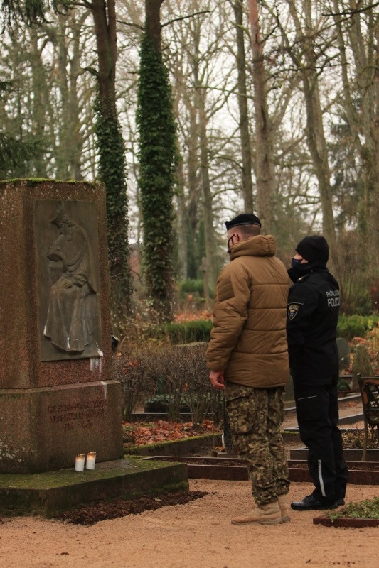 Latvijas brīvības cīnītāju piemiņas godināšana Lāčplēša dienā