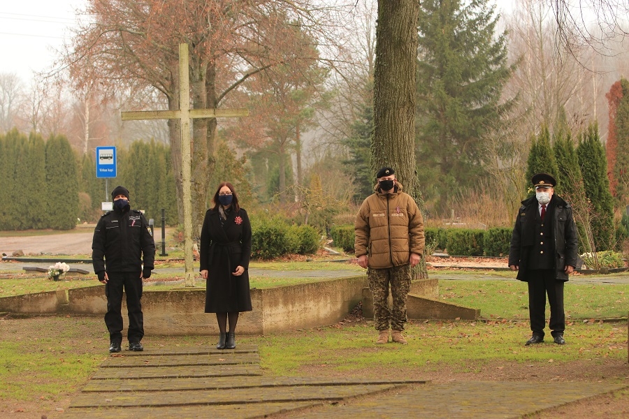 Latvijas brīvības cīnītāju piemiņas godināšana Lāčplēša dienā