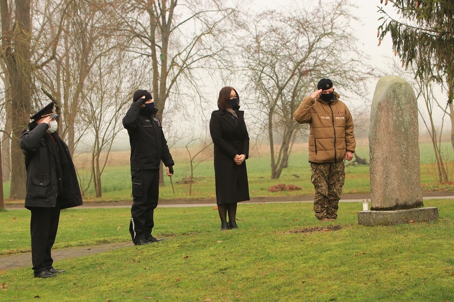 Latvijas brīvības cīnītāju piemiņas godināšana Lāčplēša dienā