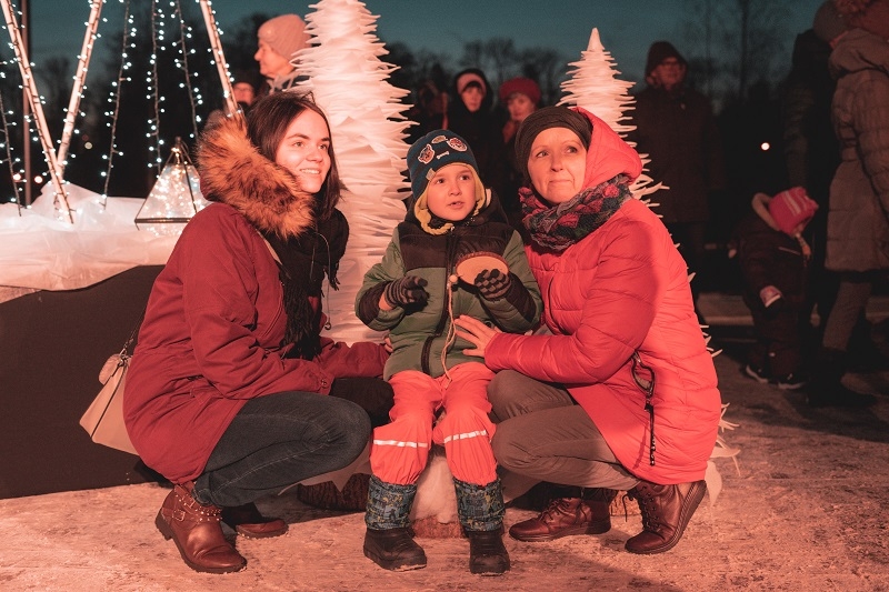 01.12.2019. 10. Sniegavīru saiets un Ziemassvētku lielā egle Dobelē. Foto: Kaspars Krauze