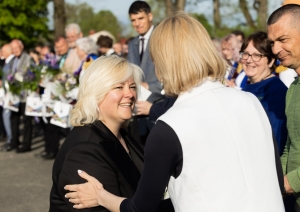 Emocionāli izskanējis Gunāra Ordelovska 95. gadadienai veltītais pūtēju orķestru koncerts Aucē